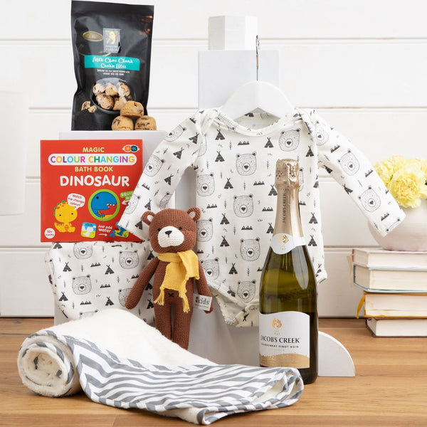 Bath & Bubbles Unisex Baby Hamper