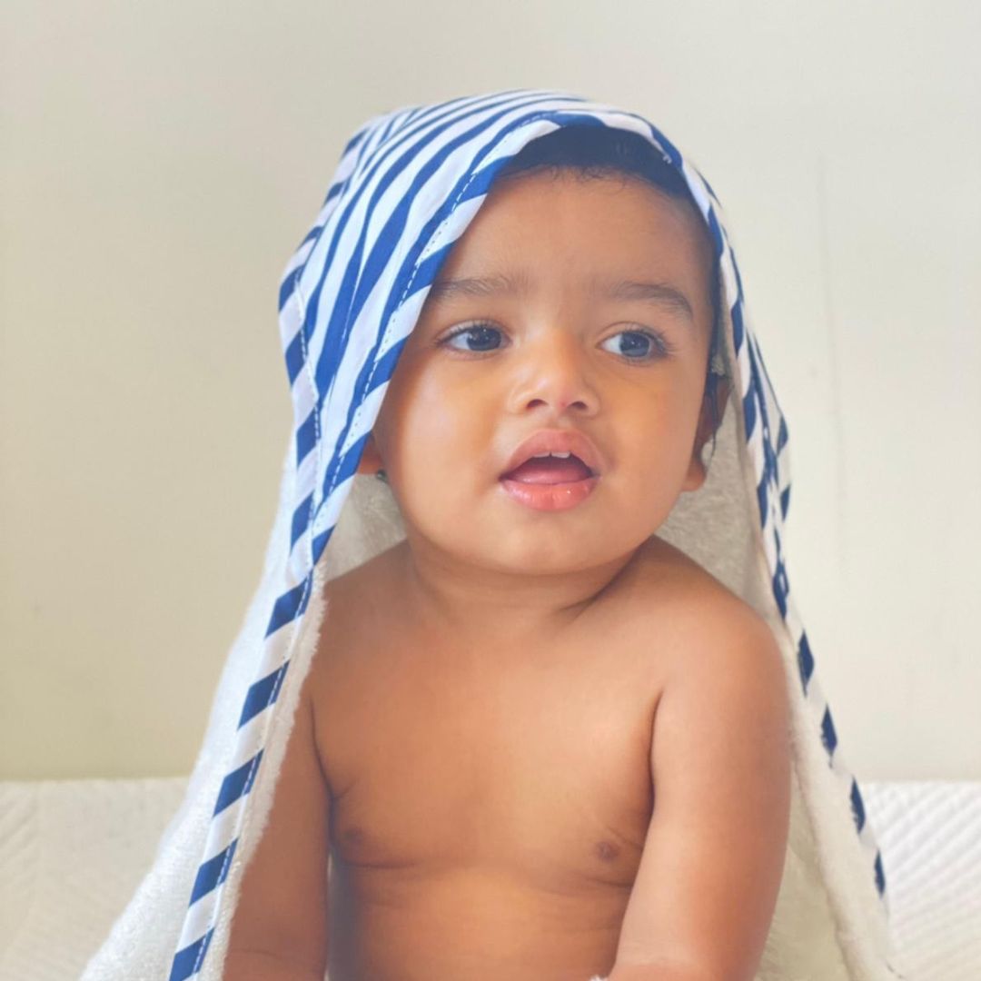 Hooded Towel - Navy Stripe
