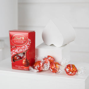 Bubbly Unisex Baby Hamper with chocolates
